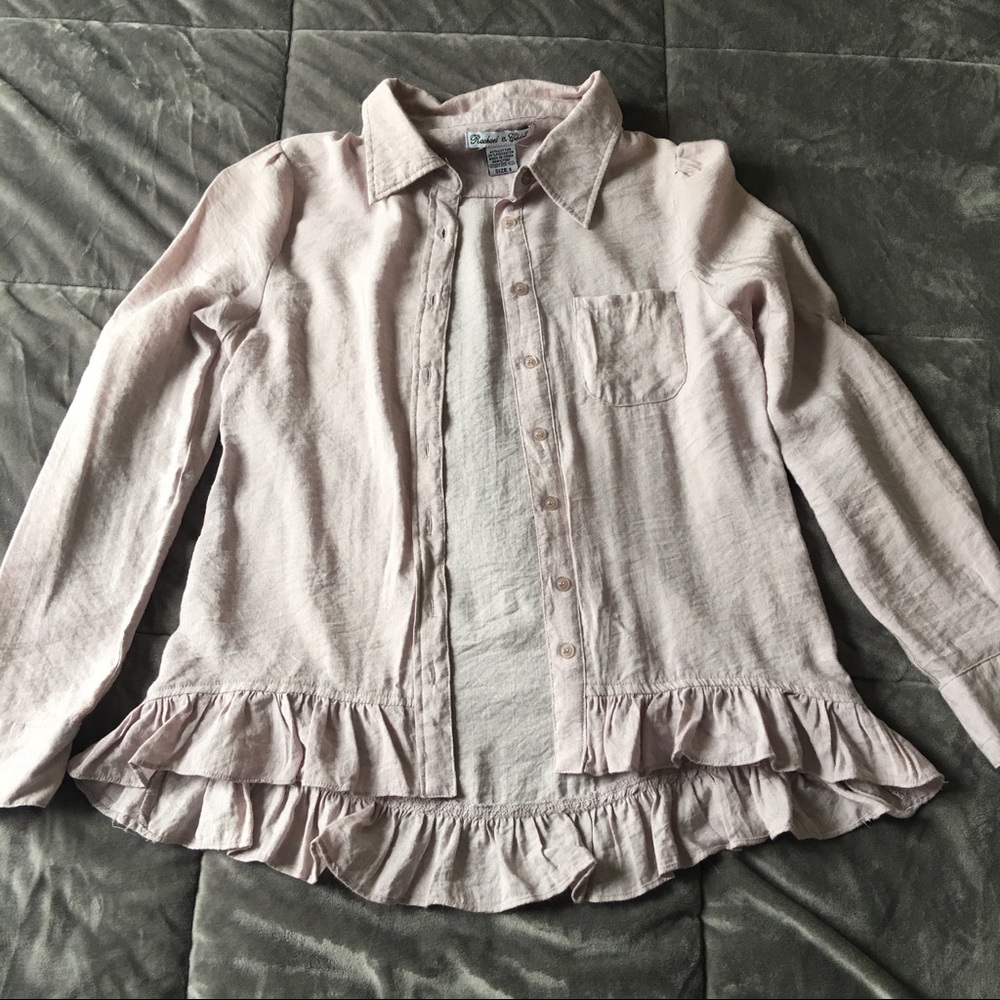 Lilac ruffle bottom button up!